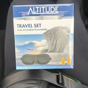 Gray Travel Set - 4-in-1 Comfort Essentials